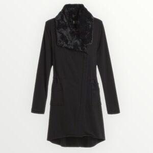 Chico's Zenergy black faux fur collar jacket